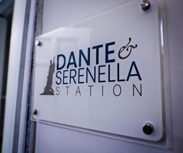 Dante & Serenella Station Nápoles Exterior foto